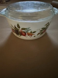 Vintage Pyrex Tuscany Market Vegetables Casserole Dish and Lid VGC - Picture 1 of 4
