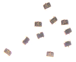 Transistor digital ROHM "Original" DTC124EK 5 piezas - Imagen 1 de 1