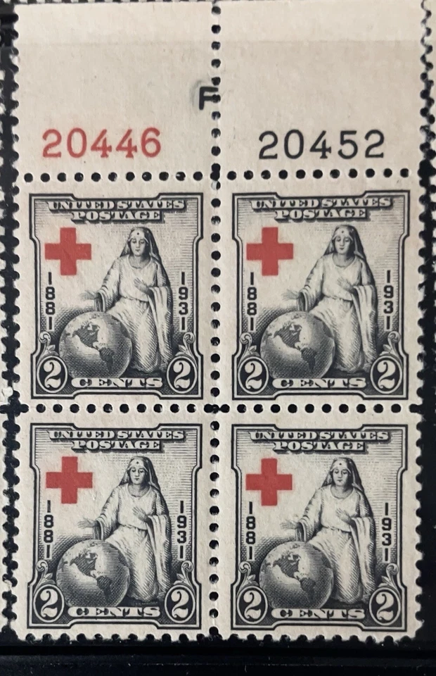 Scott 702, 2c Red Cross, Plate block/4, Top #s20446(R)/20452(B) MNH Free Ship - Image 1 of 1