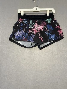 LULULEMON Women's Groovy Run Short 4-way Stretch Petal Pop Multi-Black size 6 - Picture 1 of 13