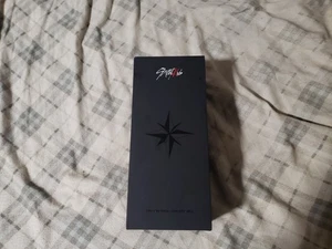 Bolígrafo oficial Stray Kids Light Stick versión. 2 luces de ventilador de concierto envío a Estados Unidos - Imagen 1 de 3