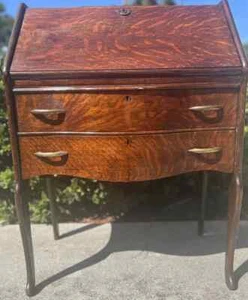 ANTIQUE LOUIS XV STYLE SECRETARY DESK SOLID WALNUT RESTING ON 4 CURVED LEGS  41" - Picture 1 of 7