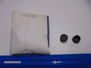Genuine Evinrude Johnson OMC Plug #330258 New #0330258 Pkg of 2 - Picture 1 of 1