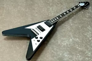 EDWARDS E-FV-LTD Flying V Typ schwarze E-Gitarre aus Japan - Bild 1 von 7