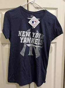 Majestic Fan Fashion New York Yankees Blue Women’s T-Shirt NWT Medium - Picture 1 of 1