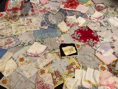 69 pañuelos vintage para dama mezcla de estampados y bordados Foto 1 de 4