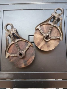 Magnifique paire ~ poulies vintage en bois et fonte ~ NEY MFG. CO.~#143 - Photo 1/14