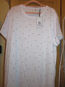 BNWT TOG 24 Arskey Womens Bird Print T-Shirt - Optic White - Size 24 TOG24 NEW - Picture 1 of 11