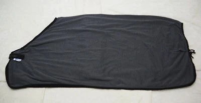 Pferdedecke Bucas Abschwitzdecke Stalldecke grau, 135cm, neu, Killarney Cooler  - Bild 1 von 4