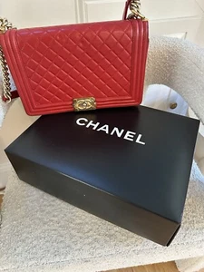Chanel Boy Bag New Medium Red Calf Skin Gold Hardware. Pre-owned. Authentic - Picture 1 of 8
