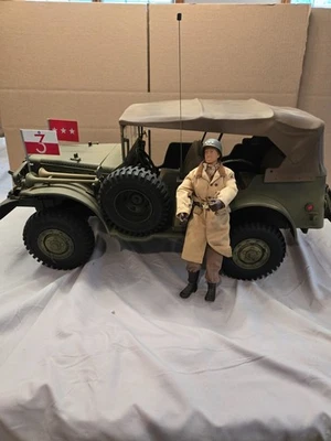 21st Century Ultimate Soldier Patton 2002 WC 57 Command Car 1:6 - muy raro  Foto 1 de 4