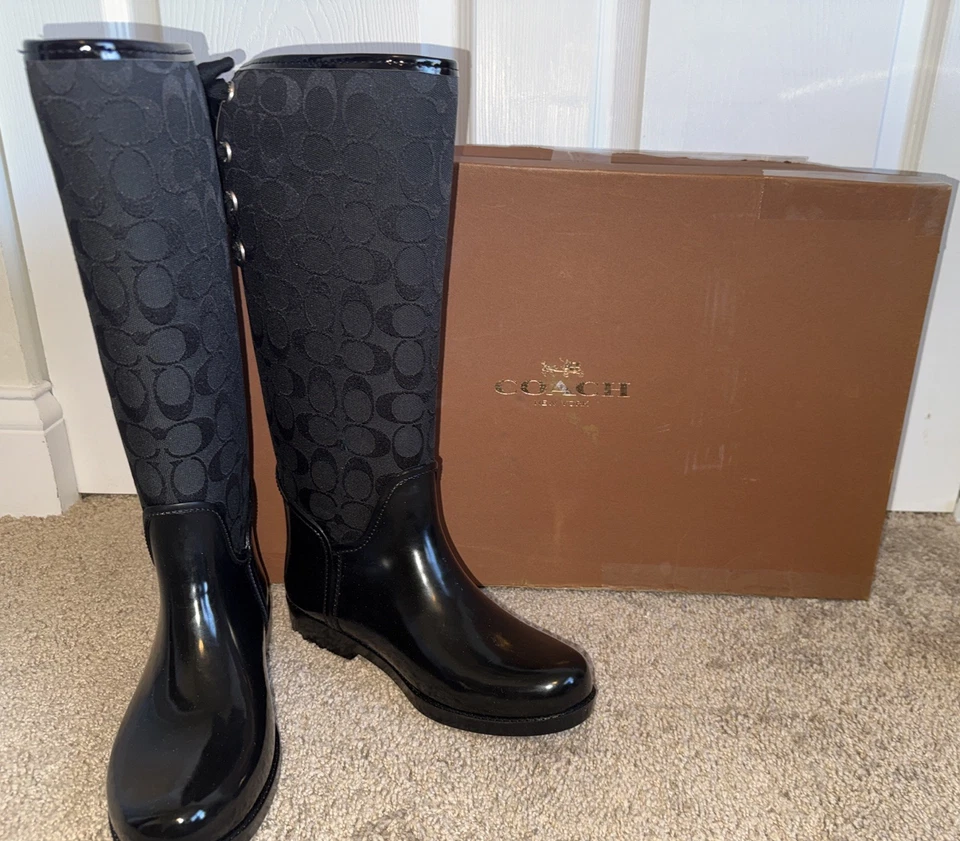 Botas de nieve COACH Signature Tristee 9M NEGRAS recubiertas de goma/lona con cordones NUEVAS Foto 1 de 4