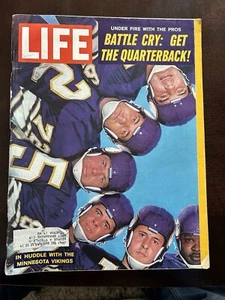Life Magazine Minnesota Vikings RC Fran Tarkenton NFL November 17 1961 HOF QB’s - Picture 1 of 9