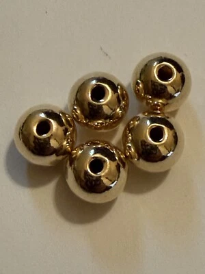 Cuentas redondas sin costuras rellenas de oro de 14kt 8mm 5 piezas Foto 1 de 4