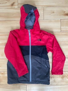 The North Face boys winter shell jacket, red/black/grey, size XS 6 - Picture 1 of 2