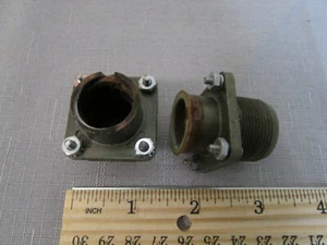 2 Pieces -- Amphenol GI-13-16 High Voltage Panel Mount Connector Shells - Picture 1 of 1