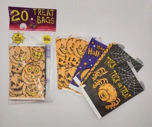 Vintage Fun World Halloween Trick Or Treat Paper Bags Pumpkin Spider Cat 90s - Picture 1 of 6