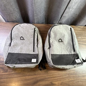 Lot Of 2 Leeds backpacks, One side pocket for a thin water bottle 3 zippered - Picture 1 of 11