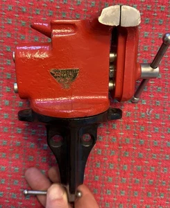 Vintage Millers Falls Small vise W/Anvil & Swivel USA 🇺🇸 Excellent! - Picture 1 of 19