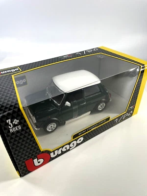 BURAGO DIE-CAST METAL MINI COOPER 1969 SCALE 1/24 DARK GREEN/WHITE  - Image 1 of 4
