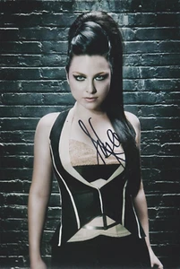 Foto de Amy Lee (Evanescencia) **FIRMADA A MANO** 12x8 ~ AUTOGRAFIADA - Imagen 1 de 1