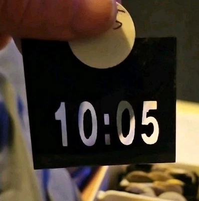 Черный кинематографический лайтбокс сменные номера (время) из кинотеатра  - Изображение 1 из 4