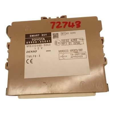 TOYOTA AVENSIS SMART KEY MODULE MK3 T270 T4 D 4D 8999005041 - Image 1 of 4