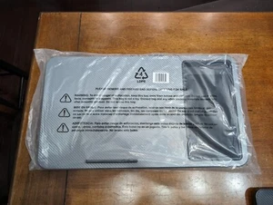 LapGear - Home Office Lap Desk für 15,6" Laptop - Silver Carbon - Bild 1 von 2