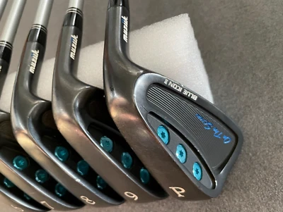 **JAPAN MADE** MUZIIK BLUE ICON ii BLACK IRON 6-9, PW & MCI 110S GRAPHITE SHAFT - Image 1 of 4