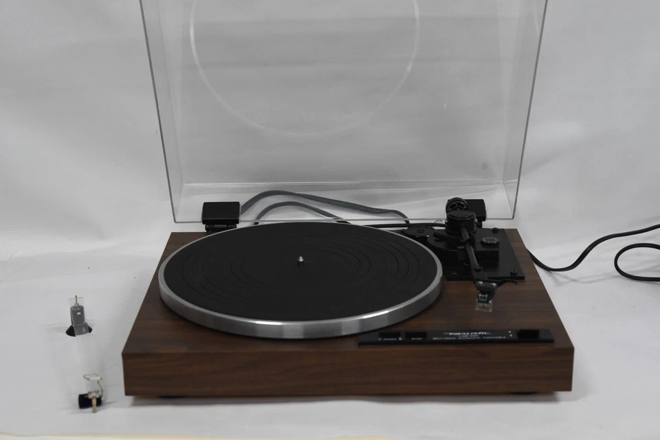 Realistic LAB-290 Auto Return Belt Drive Turntable - Vintage Tandy Japan 1980's - Image 1 of 4