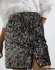 Black Silver Sequin Skirt Elastic waist Half lined Sizes 8 12 14 16 18 20 22 24 - Picture 1 of 5