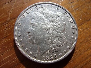 1886-P MORGAN DOLLAR 90 % SILVER INVESTMENT COIN NICE COND - Picture 1 of 2