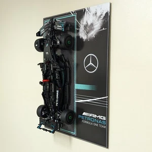 BRICK IN IT Wall Display Panel For LEGO® Mercedes-AMG F1 W14 E Performance 42171 - Picture 1 of 3