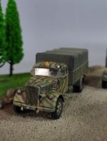 New 1//72 Scale WWII German Army Opel Truck in Stripe Camouflage Plastic Model