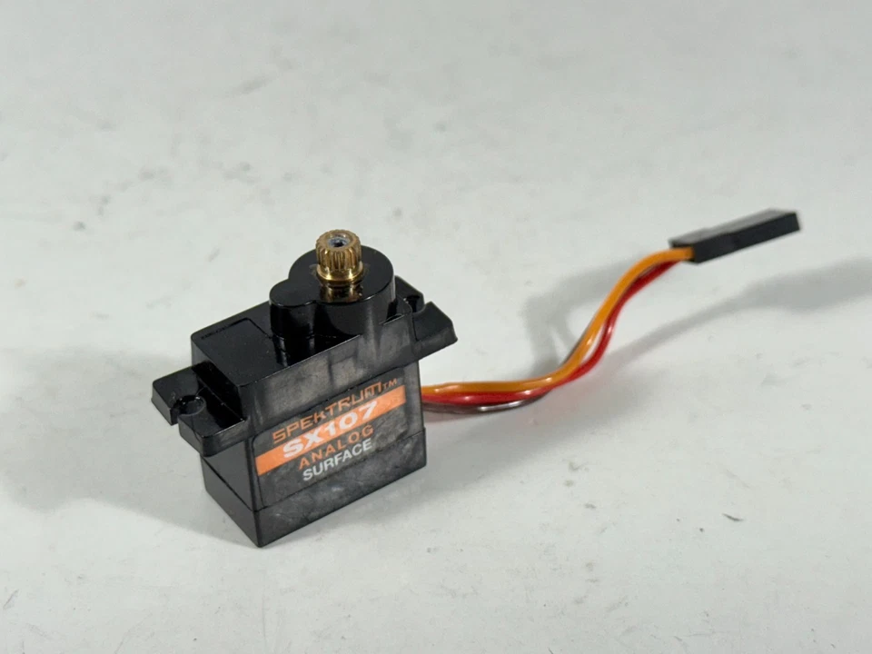 Micro Servo Spektrum SX107 Metal Gear / Dig Losi Mini T - Image 1 of 1