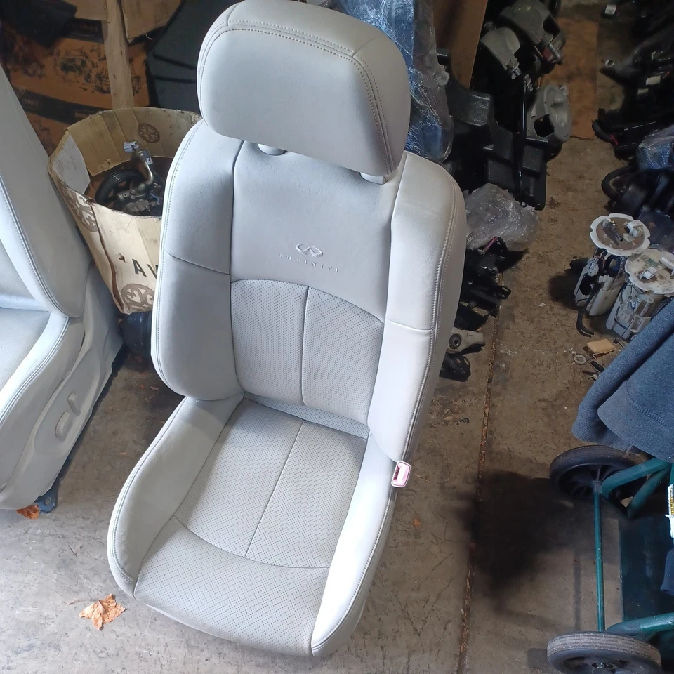 Infiniti G37x 2010 2015 sedán asiento delantero derecho OEM Foto 1 de 4