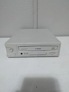 Yamaha CRW2100SX Enregistreur CD externe SCSI CDRW réinscriptible 16x10x40 - Photo 1/10