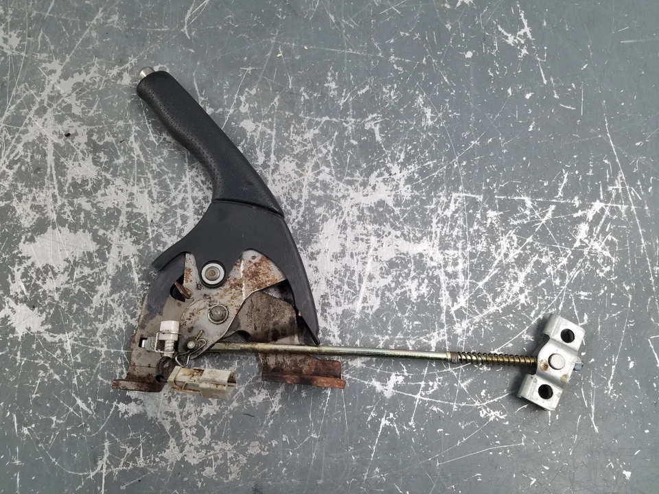 Conjunto de manija de freno de estacionamiento Honda S2000 AP2 2005 #6894 F6 Foto 1 de 4