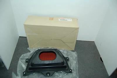 NEW GENUINE YAMAHA 2C0-14450-01 AIR FILTER CLEANER YZF-R6 YZFR6 YZF R6 2006 2007 - Image 1 of 4
