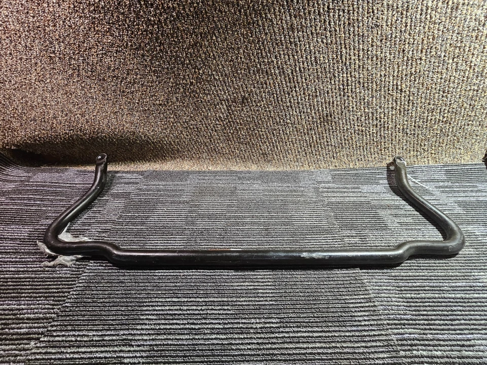 Barra estabilizadora de suspensión Mopar, negra para Dodge Ram 3500 Foto 1 de 4