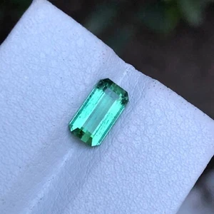 1,60 ct Top Qualität seltener neon bläulich grüner Turmalin lose Edelstein aus Afghanistan - Bild 1 von 12