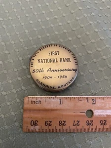 Cinta métrica vintage 1954 First National Bank - frágil pero aún funciona - ¡Rara!! - Imagen 1 de 3
