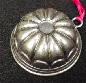 mini ITALIAN PEWTER MOLD - Picture 1 of 4