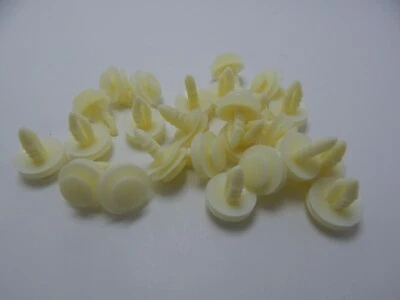 Ford 1981 - clips de panel de puerta OEM # 389144 - S Foto 1 de 4