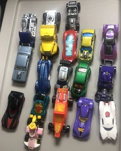 Hot Wheels Lot Of 17 Mixed Please See Photos - Picture 1 of 17