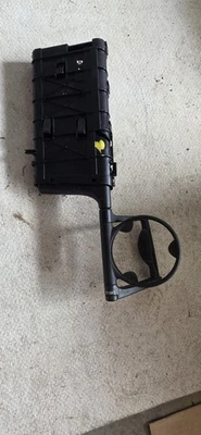 SAAB 9-3 2003-2011 OEM INTERIOR TABLERO DELANTERO RETRÁCTIL PORTAVASOS SAAB 93 Foto 1 de 3