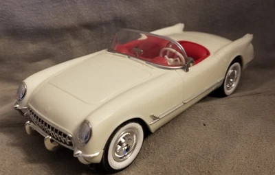 1953 Chevy Corvette AMT 1/25 DEALER PROMO CAR CONVERTIBLE POLO WHITE #8732 - Image 1 of 4