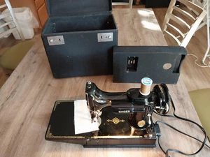 Vintage 1950 Singer Featherweight Sewing Machine 221 Used With Case - Picture 1 of 16