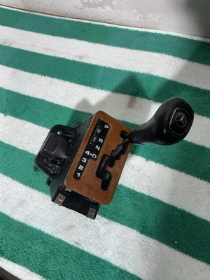 Selector de cambios Tiptronic 1996-1999 W210 E320 E430 E55 OEM 1402670837 Foto 1 de 4