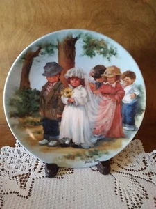 Jeanne Down's 1985, " Here Comes The Bride" Friends I Remember Collector Plate - Picture 1 of 5